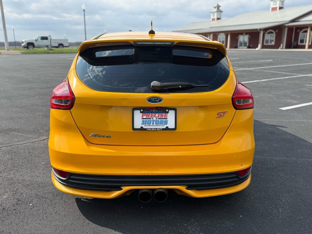 Used 2016 Ford Focus ST image 6