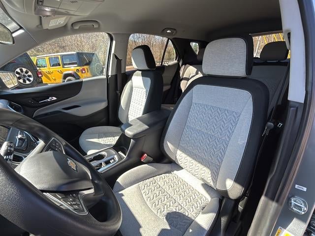 Used 2023 Chevrolet Equinox LS w/ LS Convenience Package AWD/4WD image 25