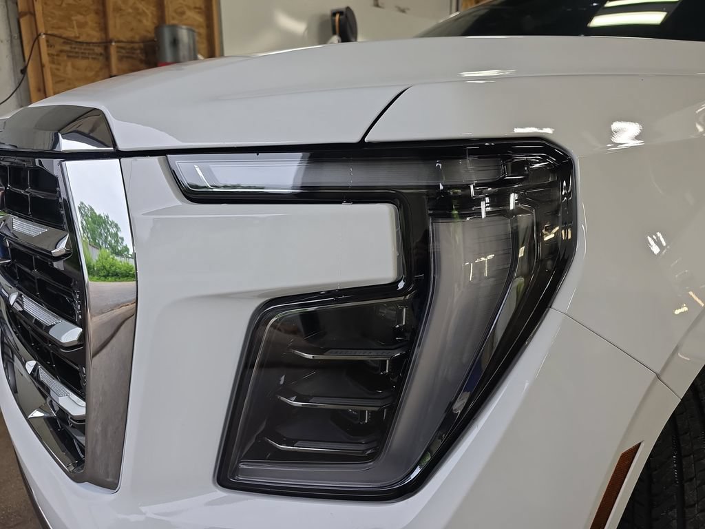 New 2026 GMC Yukon XL Elevation w/ Elevation Premium Package AWD/4WD image 35