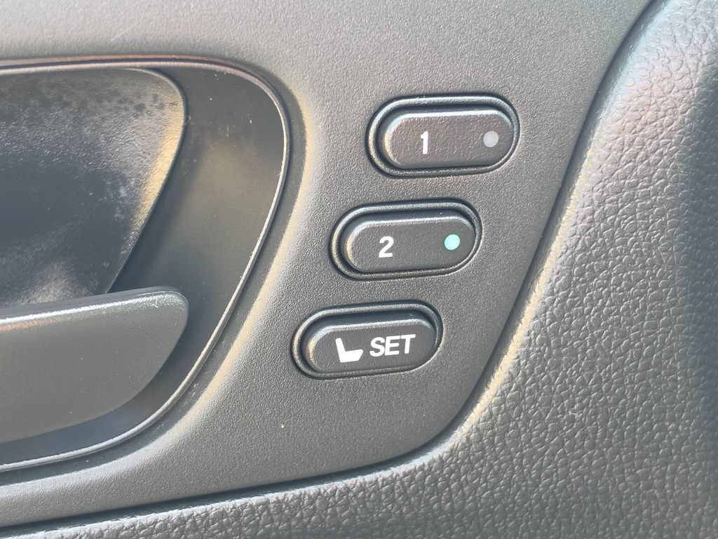 Used 2025 Honda Odyssey EX-L image 12