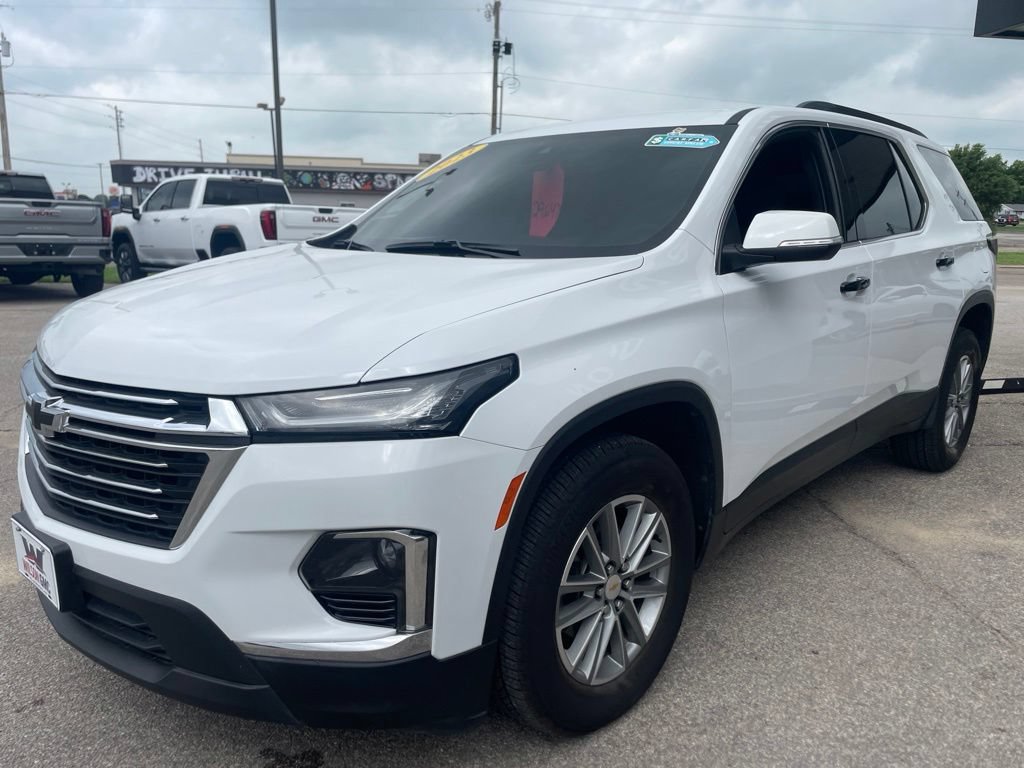 Used 2023 Chevrolet Traverse LT FWD image 6