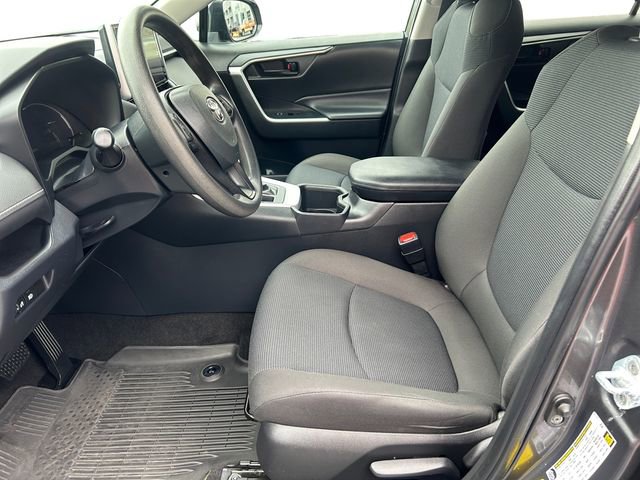 Certified 2023 Toyota RAV4 LE FWD image 10