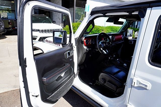 Used 2020 Jeep Gladiator Rubicon AWD/4WD image 39