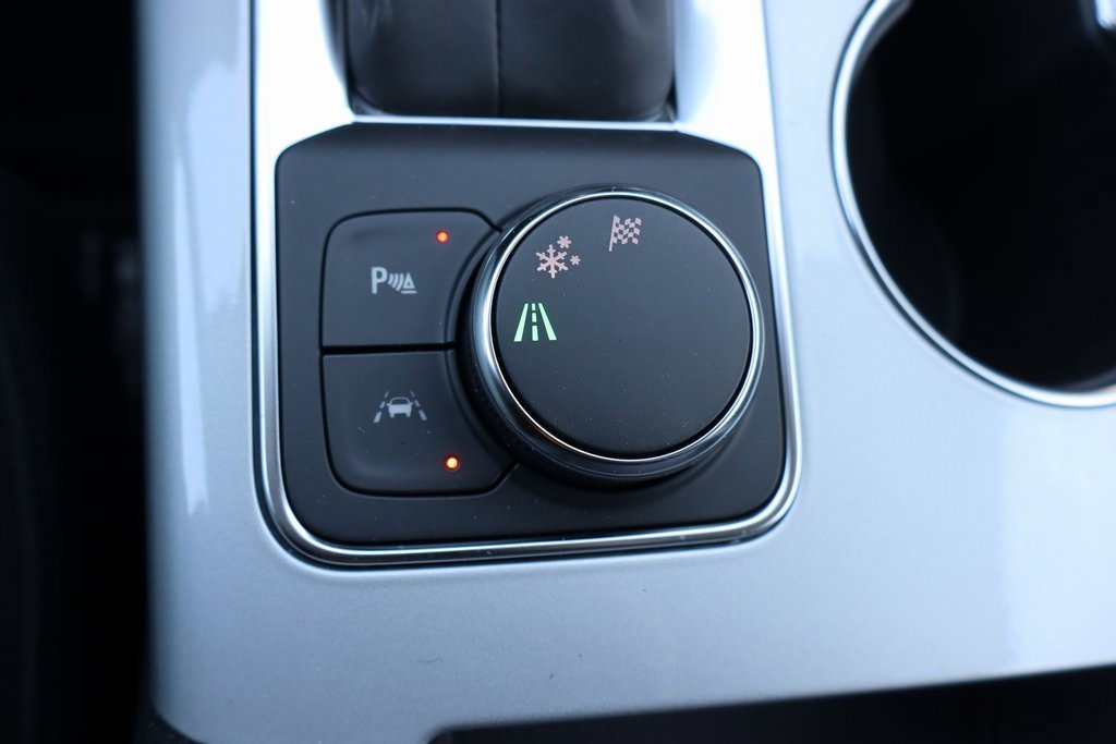 New 2026 Chevrolet Blazer LT w/ Midnight/Sport Edition image 9