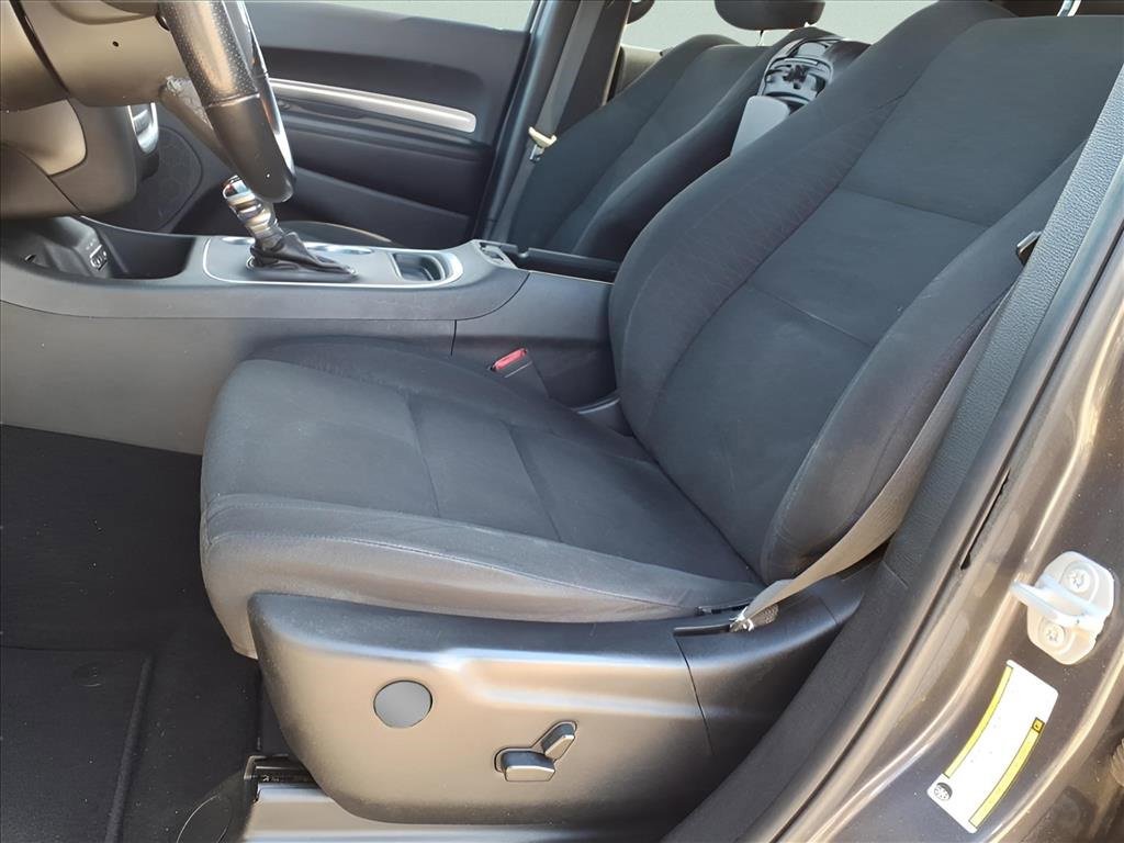 Used 2020 Dodge Durango SXT image 12