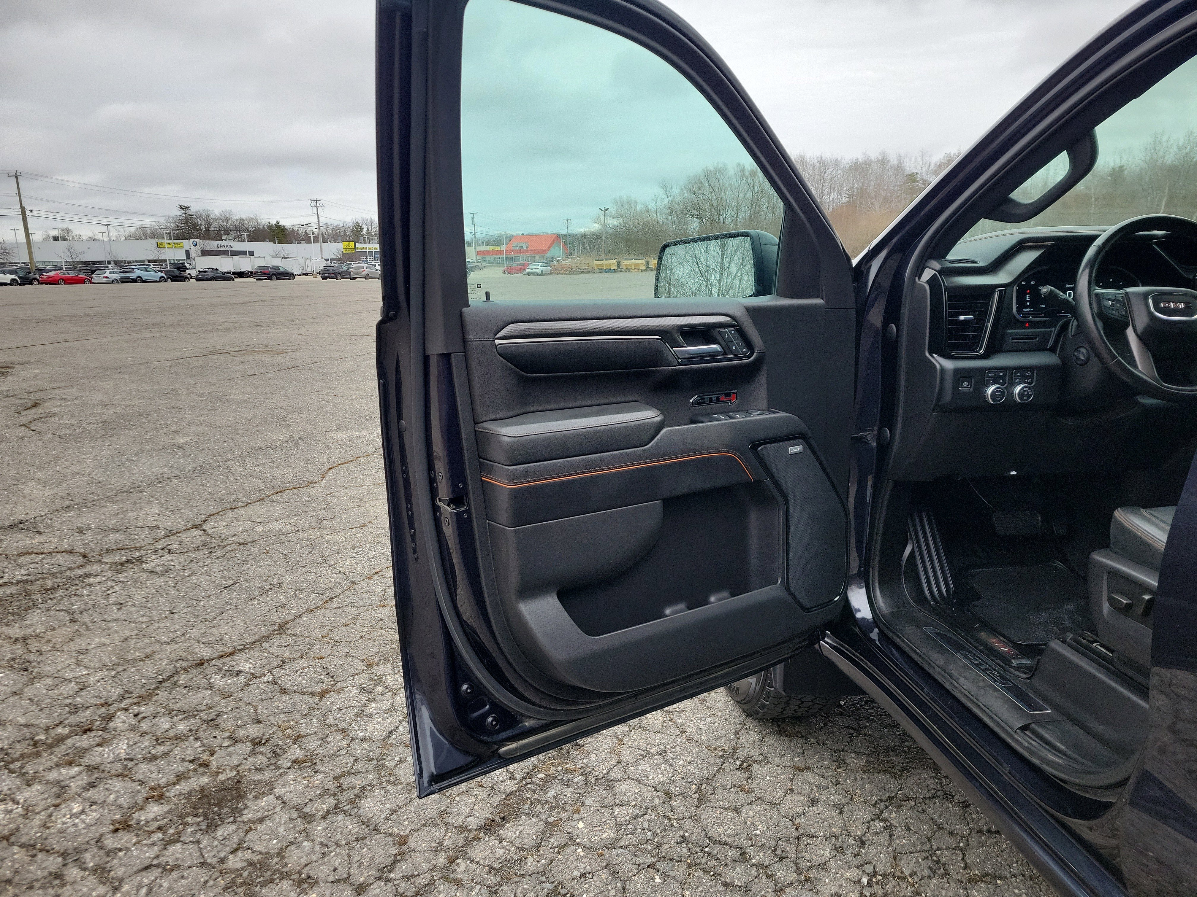 Certified 2023 GMC Sierra 1500 AT4 w/ AT4 Premium Package image 15