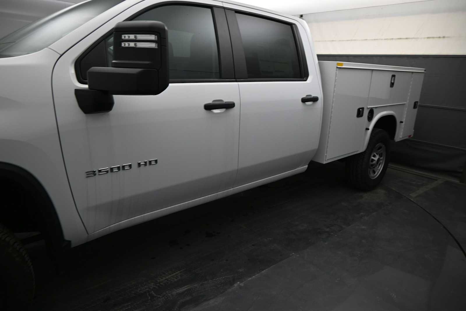 Used 2024 Chevrolet Silverado 3500 W/T w/ WT Convenience Package AWD/4WD image 5