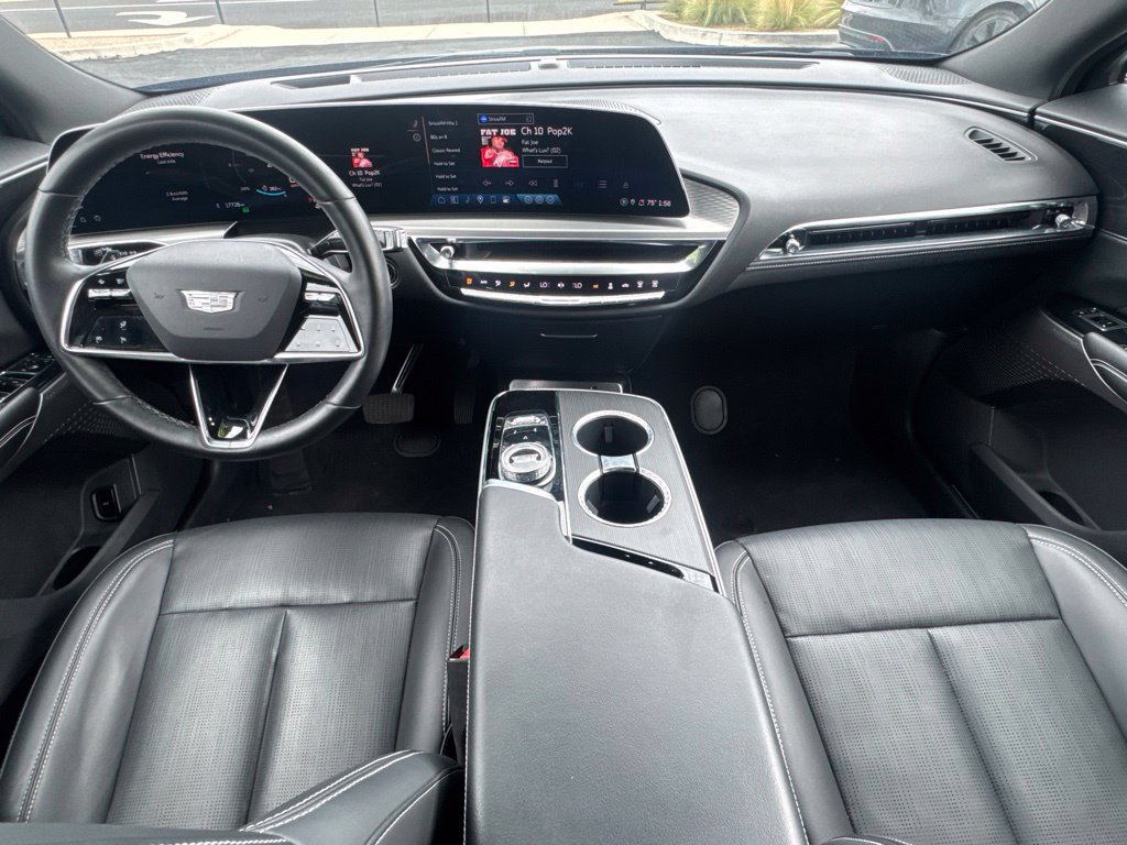 Used 2024 Cadillac Lyriq Luxury RWD image 16