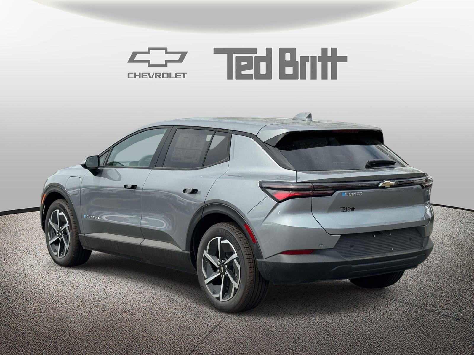 New 2026 Chevrolet Equinox EV LT image 6