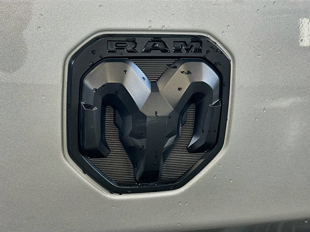 Used 2022 RAM 2500 Laramie AWD/4WD image 37