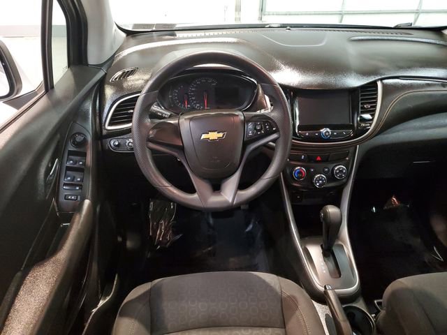 Used 2017 Chevrolet Trax LS image 14