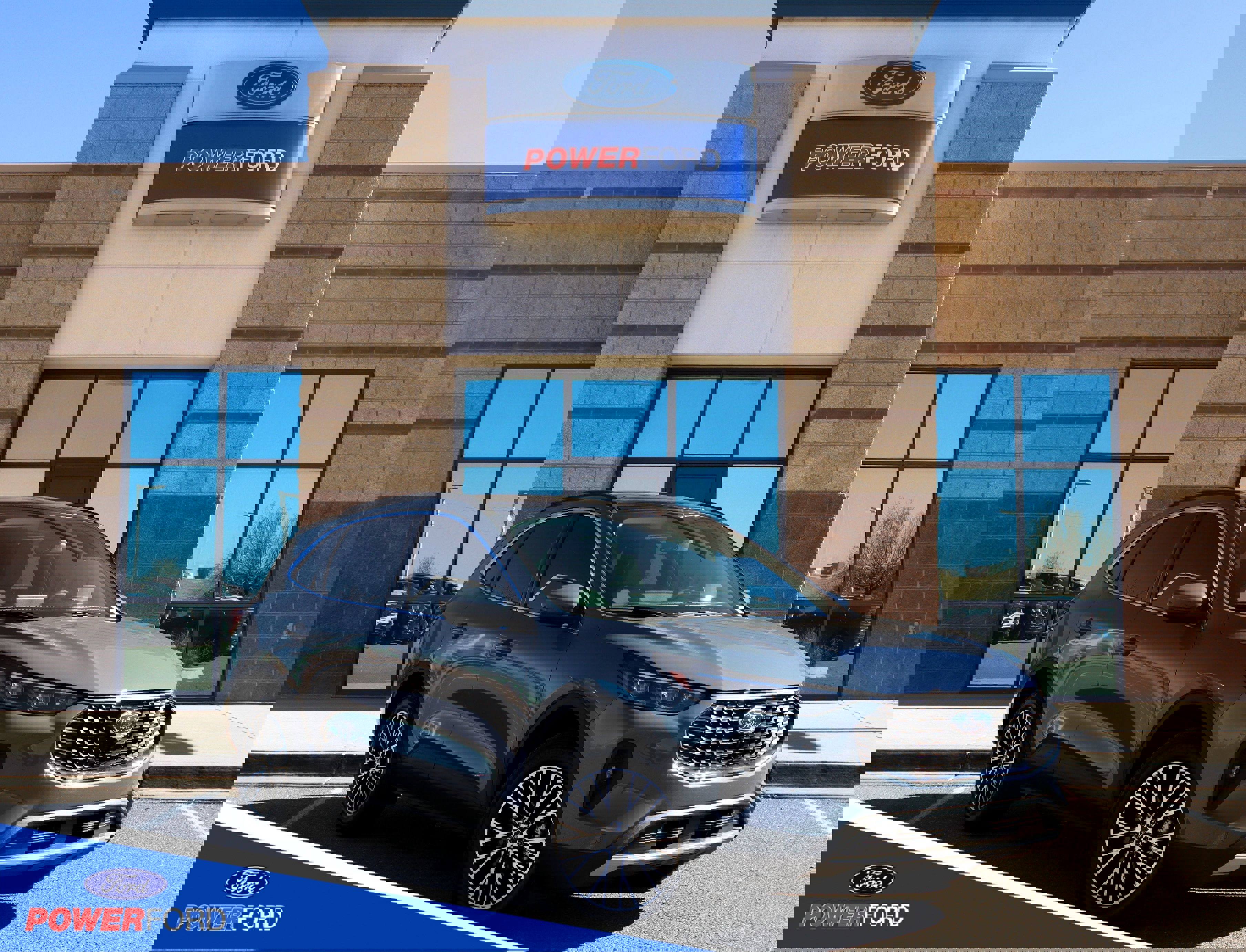 New 2025 Ford Escape SE w/ PHEV Premium Package