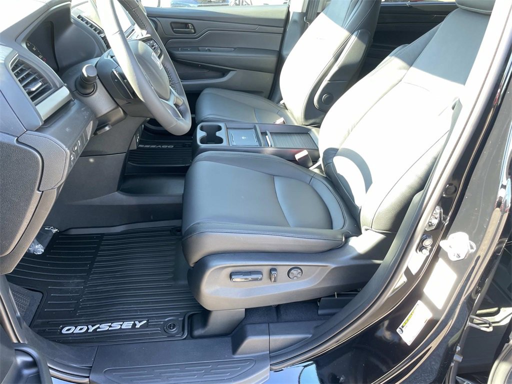 New 2026 Honda Odyssey EX-L image 13