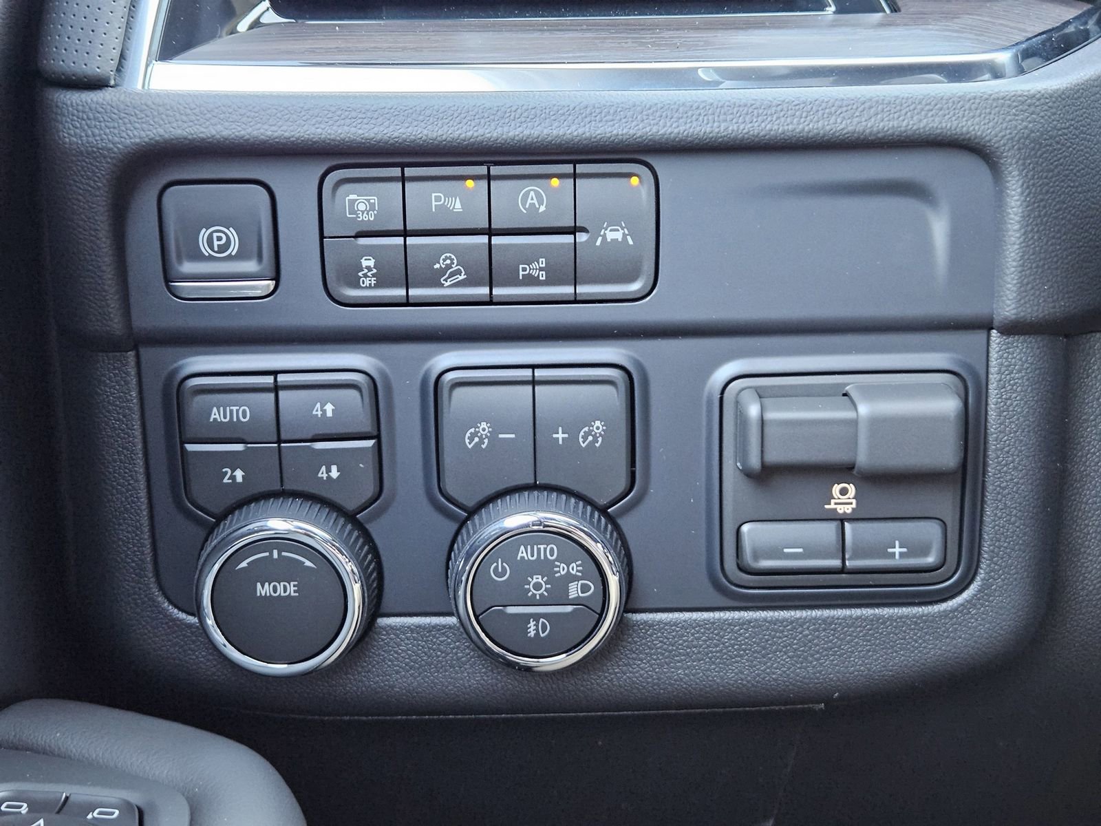 New 2026 Chevrolet Tahoe Premier image 23