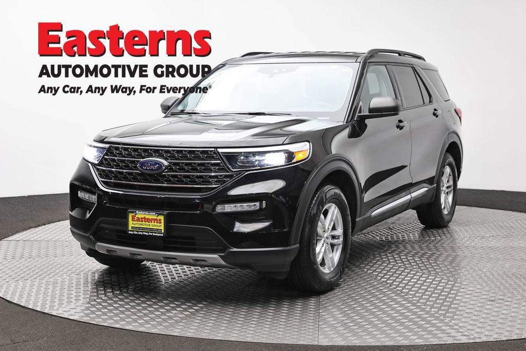 Used 2023 Ford Explorer XLT w/ Equipment Group 202A image 1