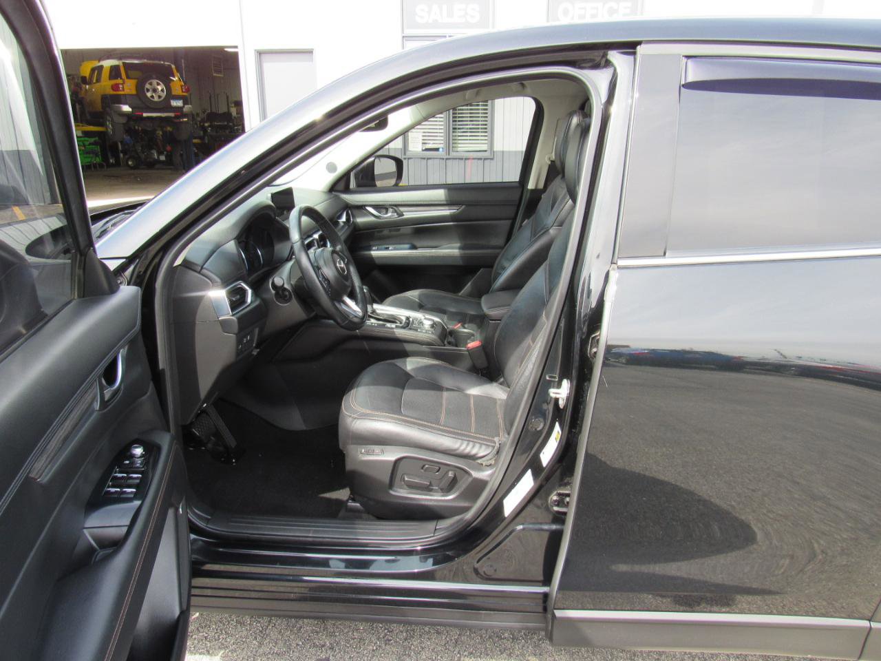 Used 2019 MAZDA CX-5 Grand Touring Reserve image 15