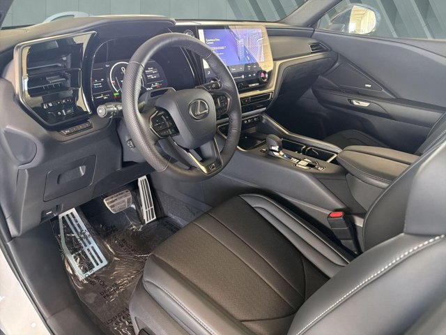 Certified 2026 Lexus TX 500h AWD w/ Technology Package image 10