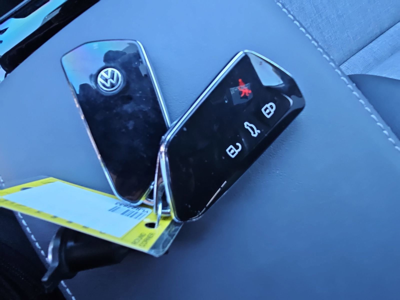 Used 2023 Volkswagen ID.4 Pro image 34