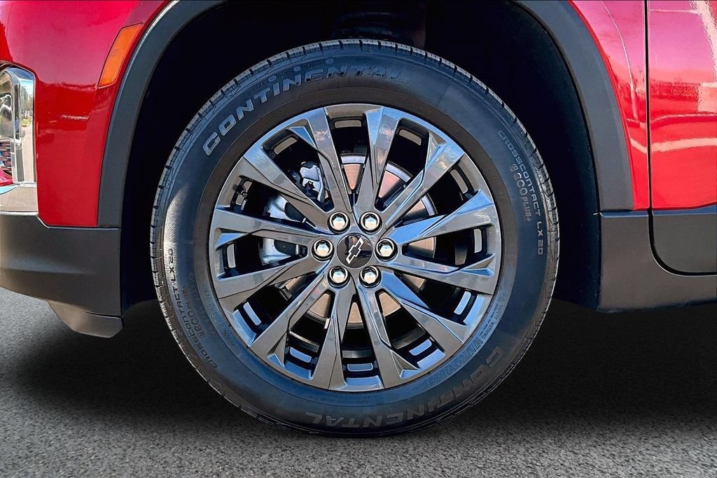 Used 2023 Chevrolet Traverse RS AWD/4WD image 31