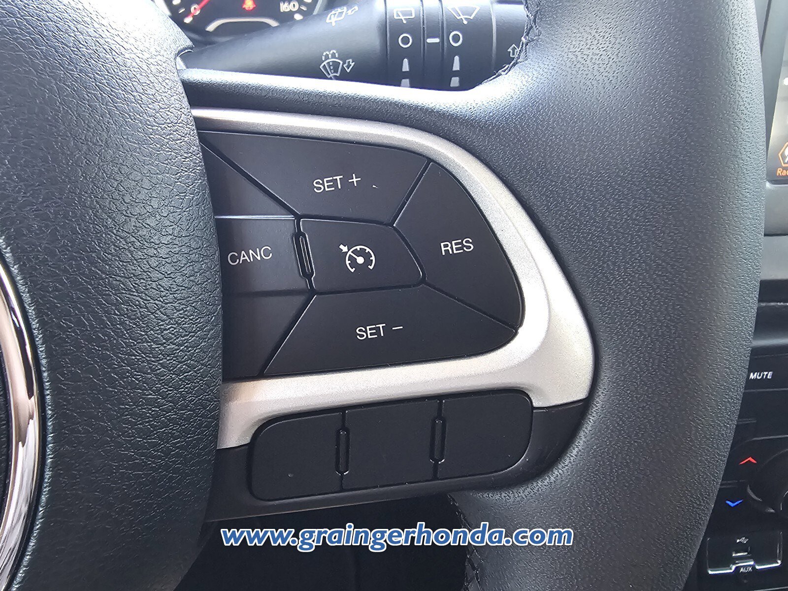 Used 2021 Jeep Renegade Latitude FWD image 20