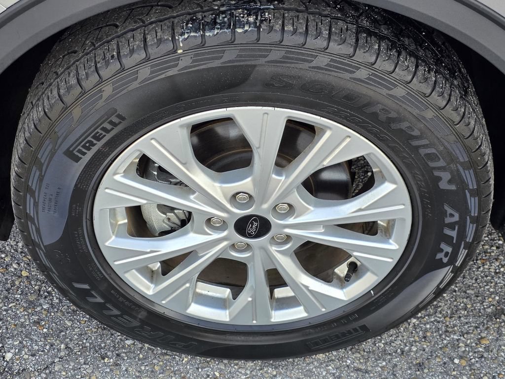 Used 2024 Ford Escape Active w/ Cold Weather Package FWD image 35