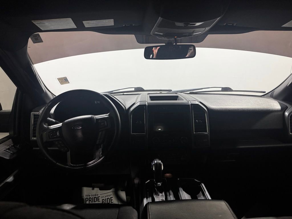 Used 2016 Ford F150 XLT w/ Equipment Group 302A Luxury image 10