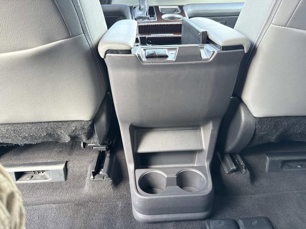 Used 2023 Toyota Sienna XLE image 20