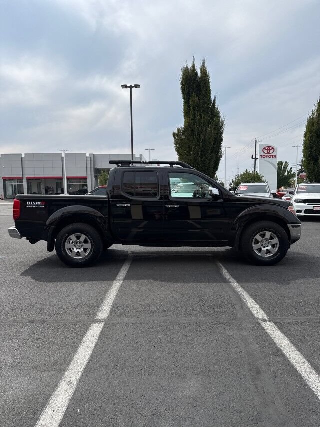 Used 2005 Nissan Frontier NISMO w/ (J01) Sunroof Pkg AWD/4WD image 4