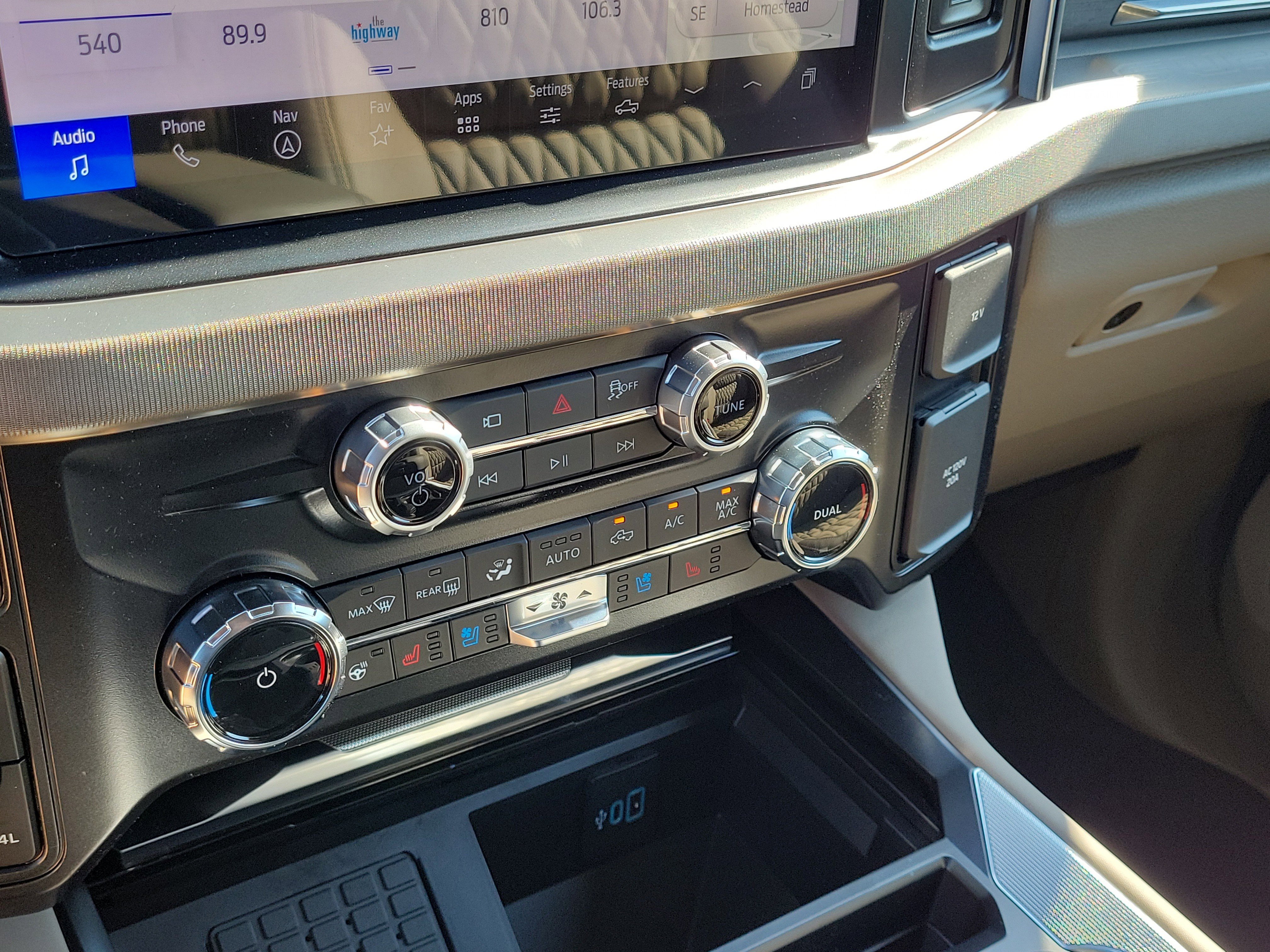 New 2026 Ford F350 Platinum w/ Platinum Plus Package image 18