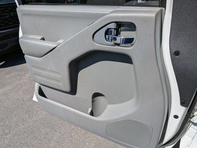 Used 2020 Nissan Frontier SV w/ Midnight Edition Floor Mats AWD/4WD image 20