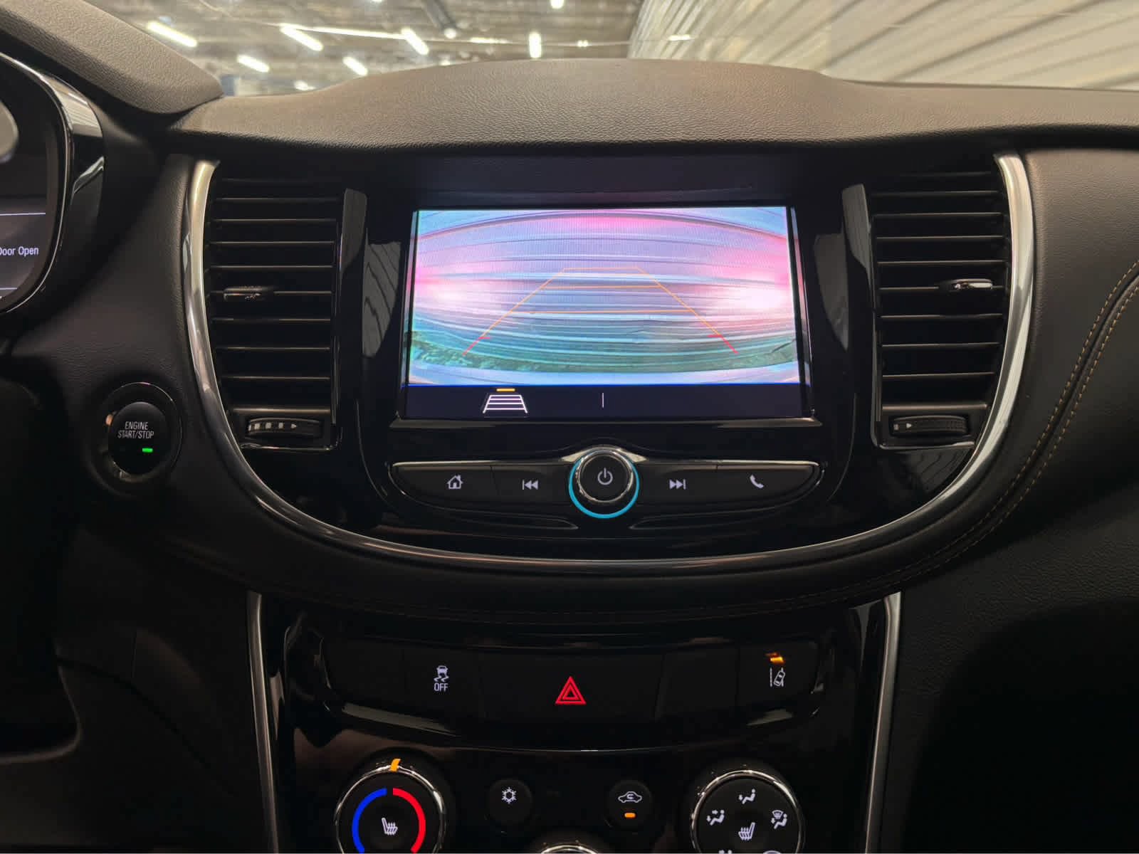 Used 2020 Chevrolet Trax Premier AWD/4WD image 19