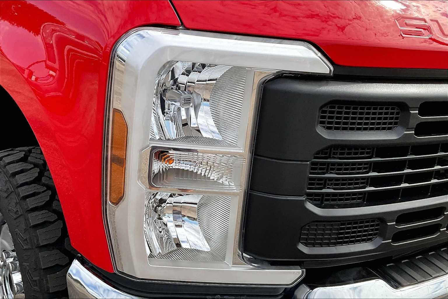 New 2026 Ford F250 XL w/ XL Off-Road Package image 13