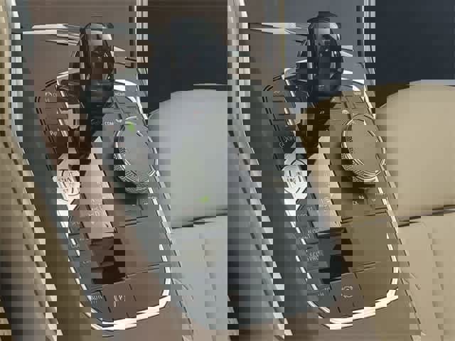 Used 2021 BMW 330i xDrive Sedan w/ Driving Assistance Package image 78