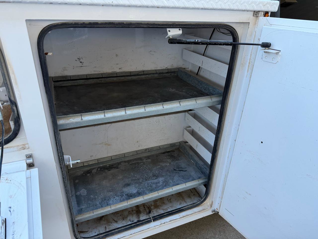 Used 2024 GMC Sierra 3500 Pro w/ Convenience Package image 24
