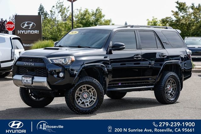 Used 2020 Toyota 4Runner TRD Off-Road Premium w/ Moonroof Package AWD/4WD image 1