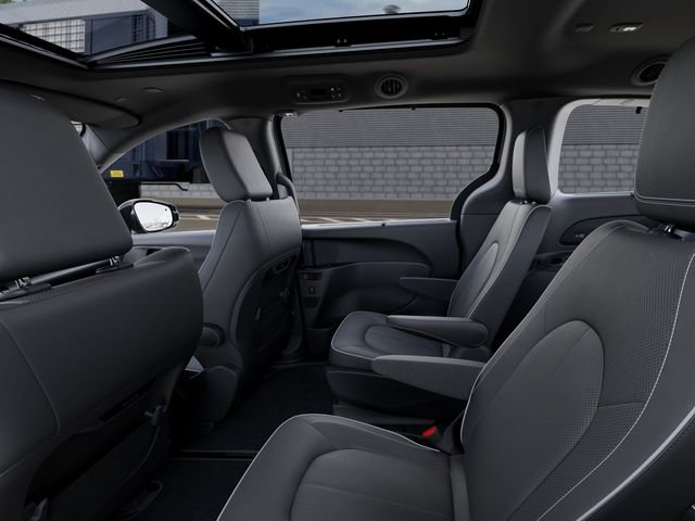 New 2026 Chrysler Pacifica Limited w/ S Appearance Package image 23