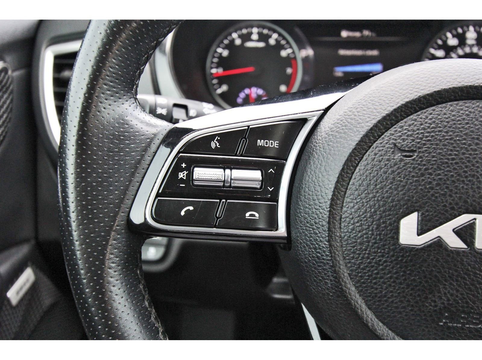 Used 2023 Kia Seltos SX AWD/4WD image 19