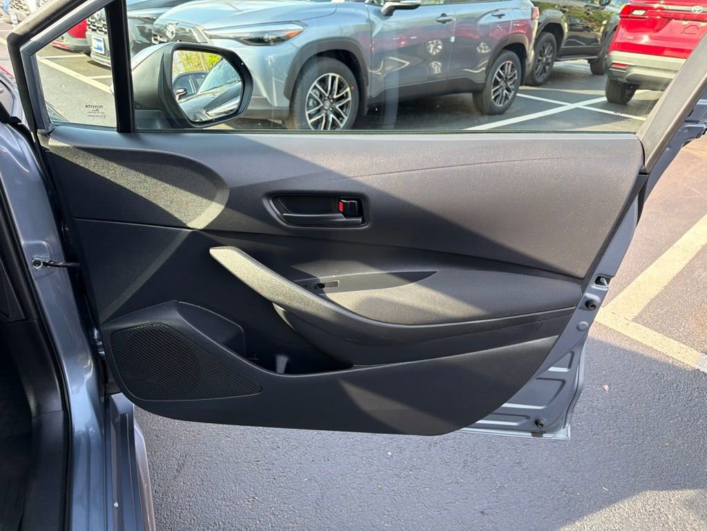 Certified 2025 Toyota Corolla LE FWD image 8