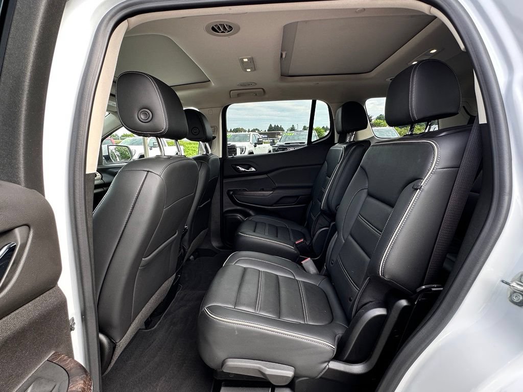 Used 2023 GMC Acadia Denali w/ Denali Ultimate Package AWD/4WD image 24