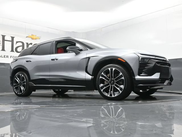 Used 2025 Chevrolet Blazer EV SS AWD/4WD image 2