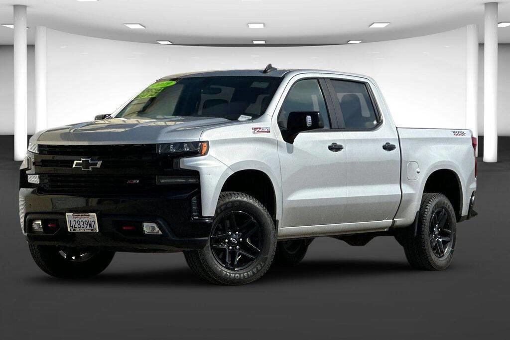 Used 2019 Chevrolet Silverado 1500 LT Trail Boss image 2