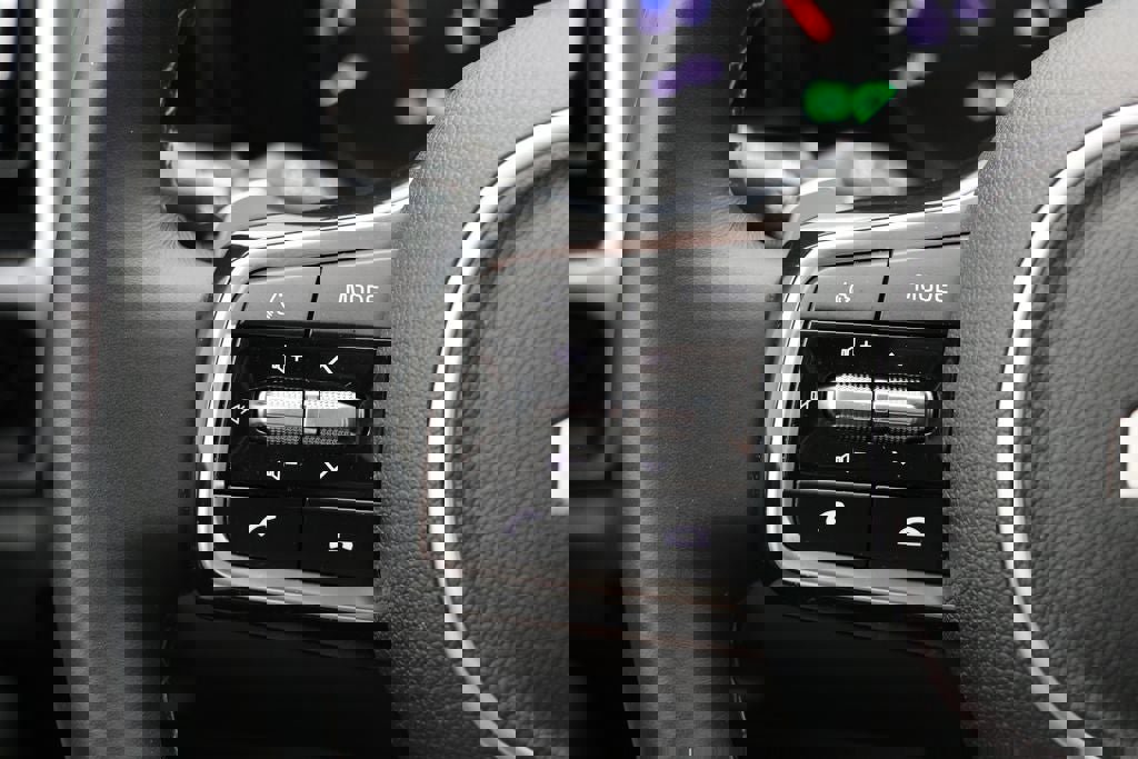 Used 2023 Kia Sorento EX image 19