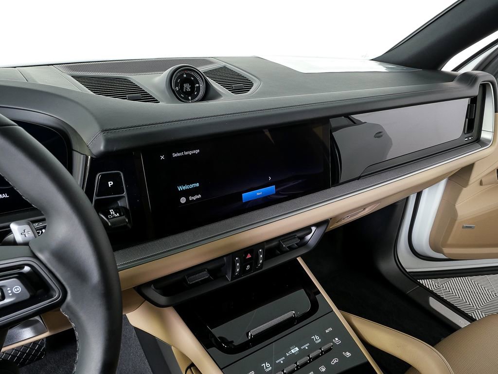 New 2026 Porsche Cayenne image 13