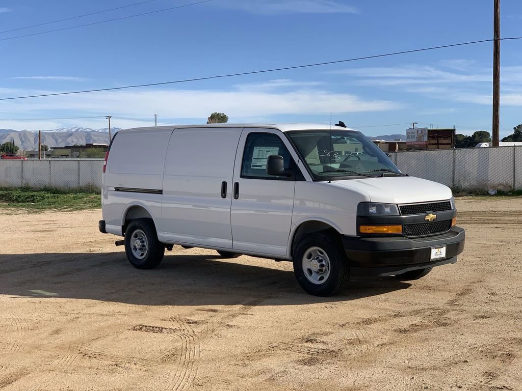 New 2026 Chevrolet Express 2500 w/ Driver Convenience Package image 3