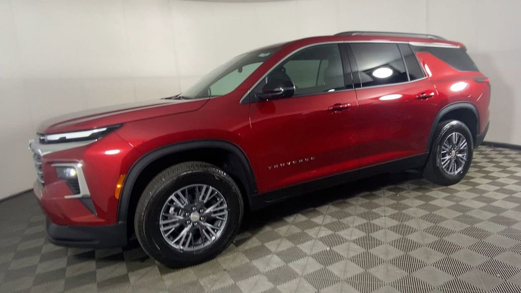 New 2026 Chevrolet Traverse LT w/ LPO, Floor Liner Package image 6