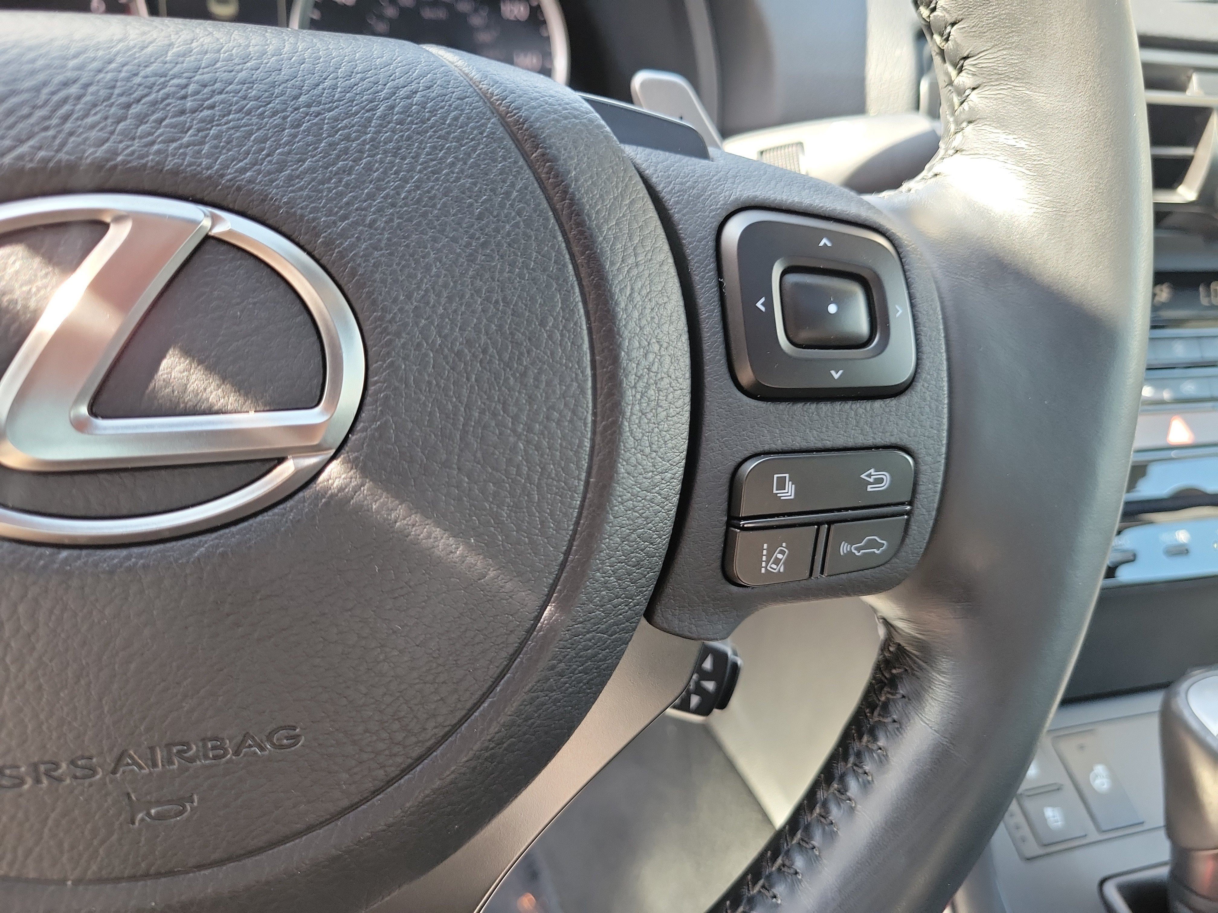 Used 2025 Lexus IS 300 w/ Premium Package RWD image 25