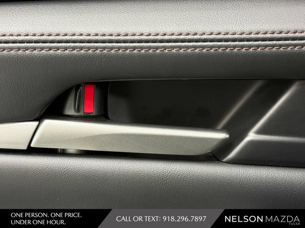 Certified 2025 MAZDA MAZDA3 s FWD image 35