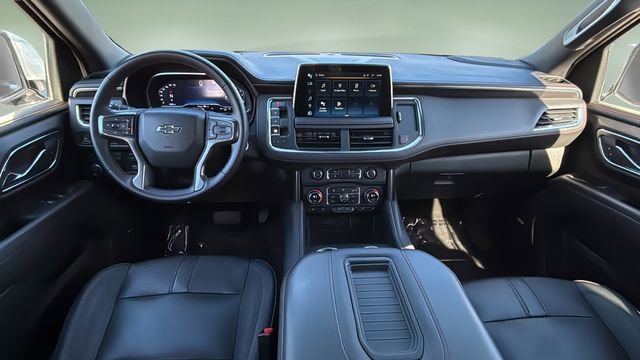 Used 2023 Chevrolet Suburban RST w/ Sport Performance Package image 16