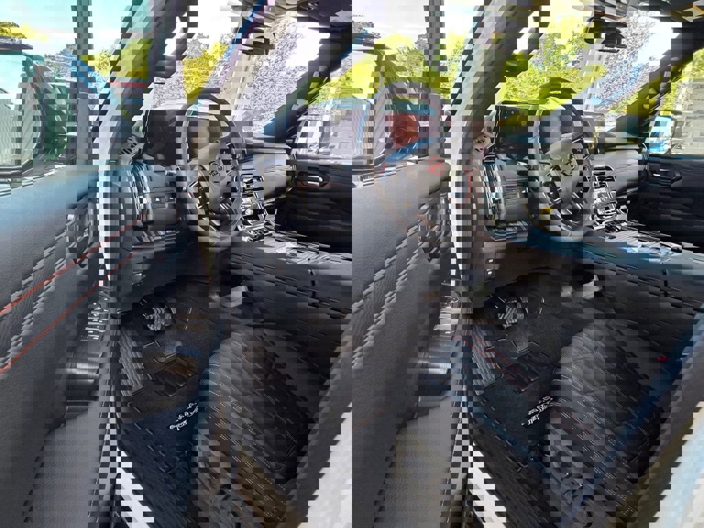 New 2026 Nissan Armada PRO-4X w/ Captain's Chari Seat Package image 9