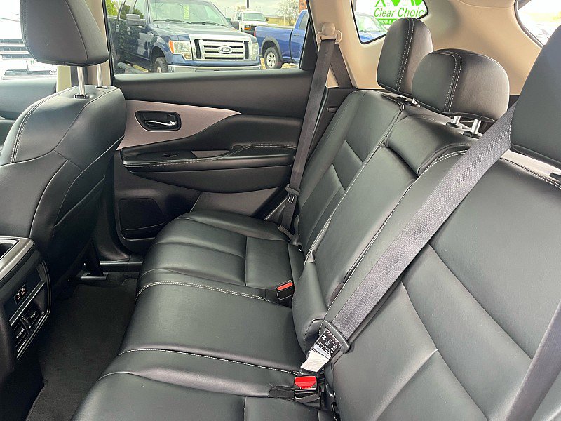 Used 2023 Nissan Murano SV AWD/4WD image 16